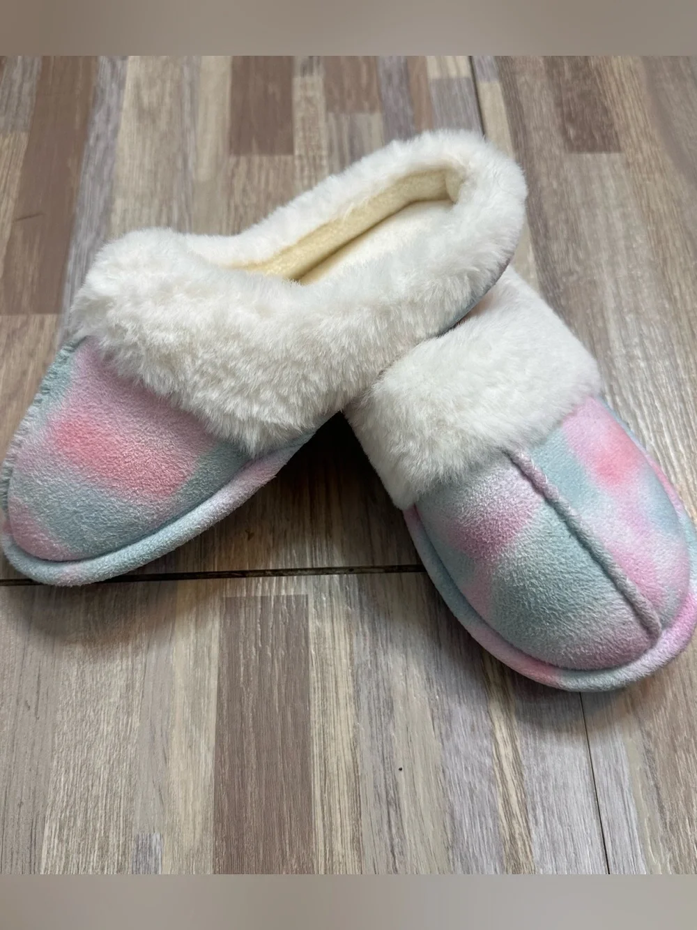 Little Girl Fuzzy Pastel Tie-Dye Cozy House Slippers Size Youth 13-1